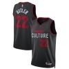 NBA Mænd Trøje Miami Heat Jimmy Butler 2023-24 Nike City Edition Sort Swingman NBA Mænd Trøje Miami Heat Jimmy Butler 2023-24 Nike City Edition Sort Swingman